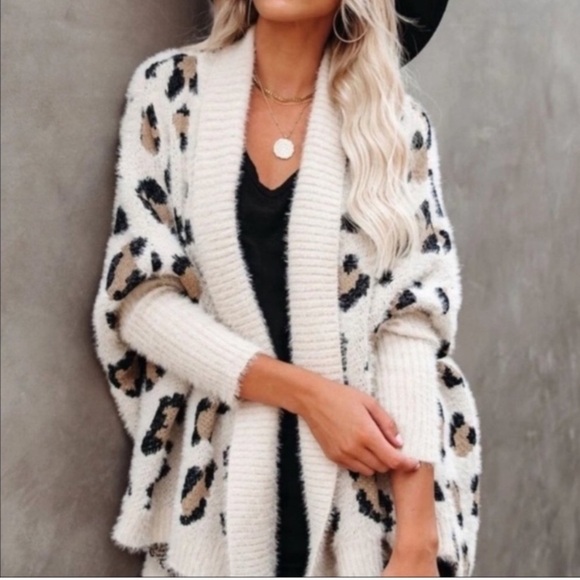 🐆Leopard/Animal Print Soft Cardigan🦓 - Picture 4 of 4